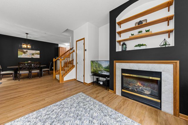 5020 Holly Lane N 4, Plymouth, MN 55446