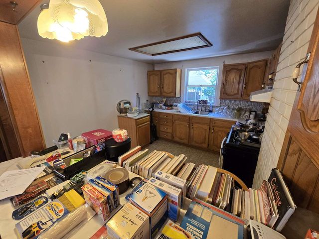 130 N 200 E, Farmington, UT 84025