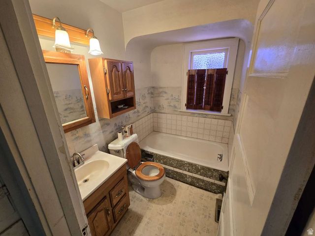 130 N 200 E, Farmington, UT 84025