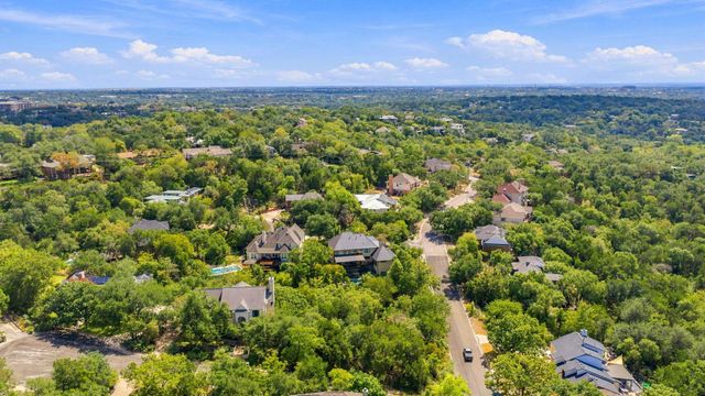 6401 Dry Cliff CV, Austin, TX 78731