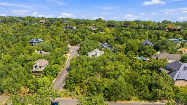 6401 Dry Cliff CV, Austin, TX 78731