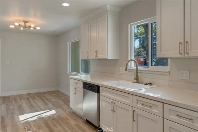 5676 N Callisch Ave, Fresno, CA 93710