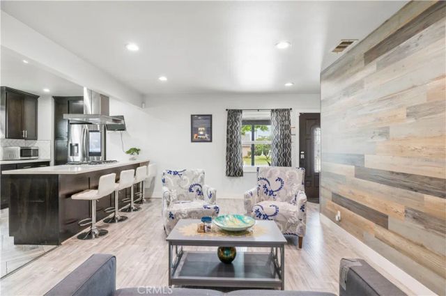 15517 S Denver, Gardena, CA 90248