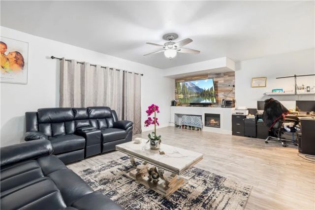15517 S Denver, Gardena, CA 90248