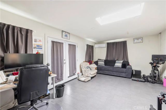 15517 S Denver, Gardena, CA 90248