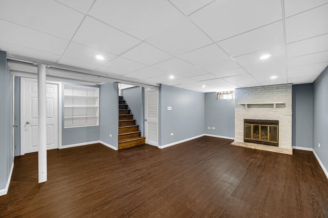 2631 Forest Park Drive, Dyer, IN 46311