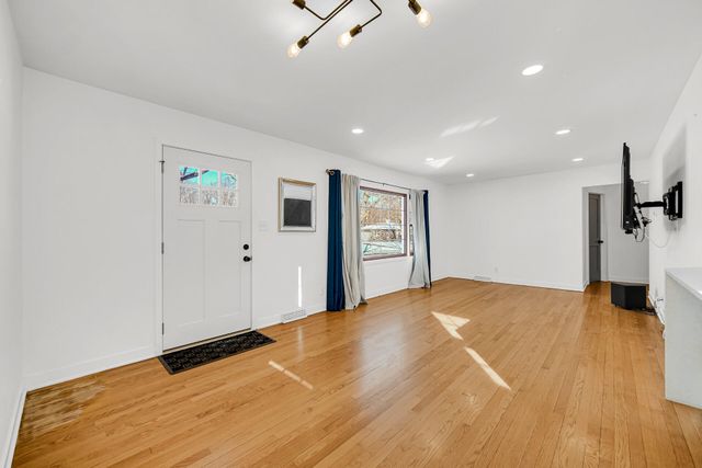 2631 Forest Park Drive, Dyer, IN 46311