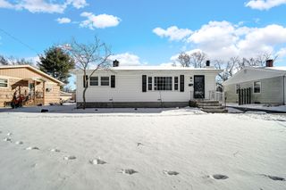 2631 Forest Park Drive, Dyer, IN 46311