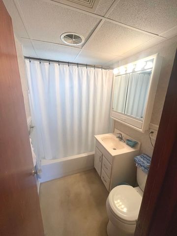 250 N Levasseur Avenue, Bourbonnais, IL 60914