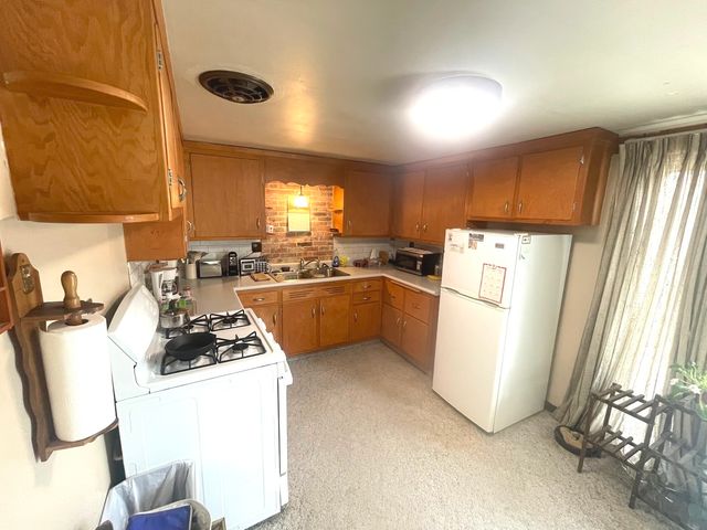 250 N Levasseur Avenue, Bourbonnais, IL 60914