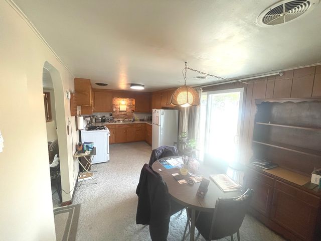 250 N Levasseur Avenue, Bourbonnais, IL 60914