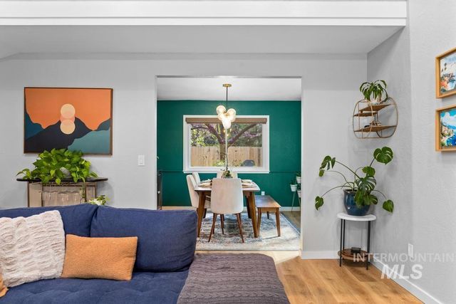 1311 E Lexington Ct, Boise, ID 83706