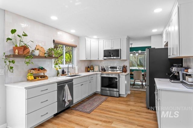 1311 E Lexington Ct, Boise, ID 83706