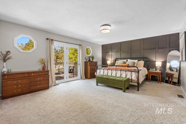 1311 E Lexington Ct, Boise, ID 83706