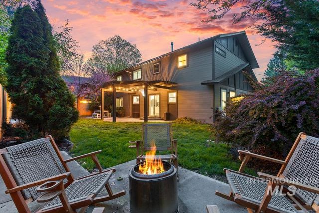 1311 E Lexington Ct, Boise, ID 83706