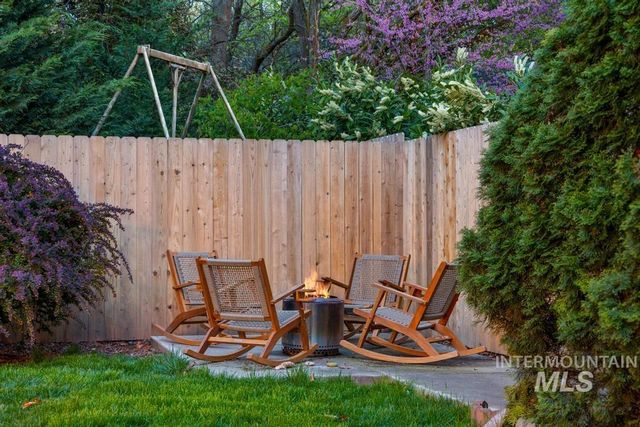 1311 E Lexington Ct, Boise, ID 83706