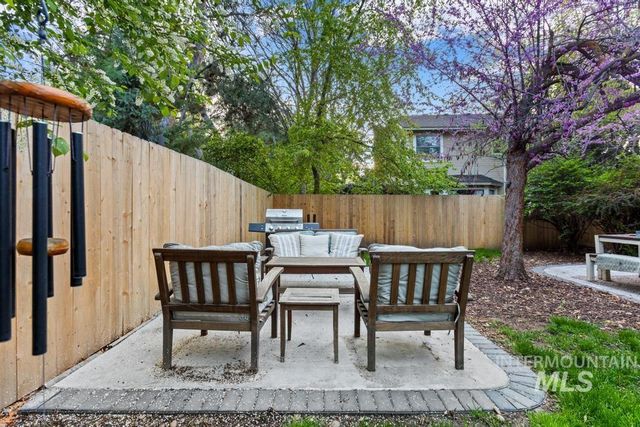 1311 E Lexington Ct, Boise, ID 83706