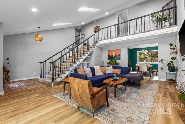 1311 E Lexington Ct, Boise, ID 83706