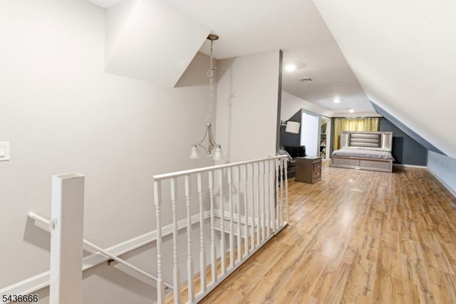 246 E 2Nd Ave, Roselle Boro, NJ 07203