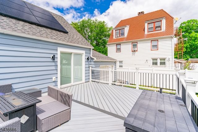 246 E 2Nd Ave, Roselle Boro, NJ 07203