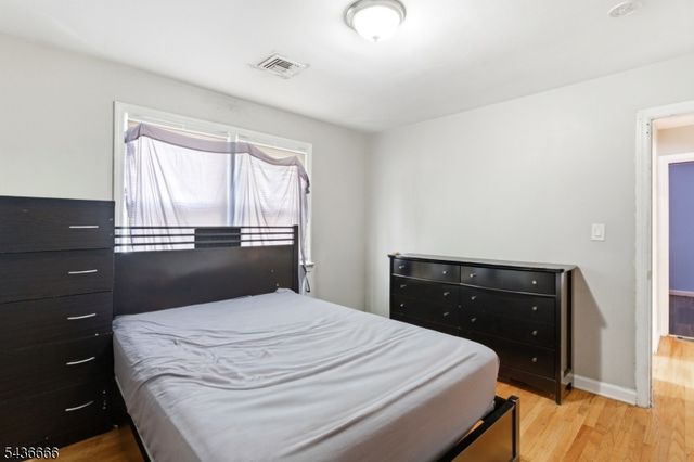 246 E 2Nd Ave, Roselle Boro, NJ 07203