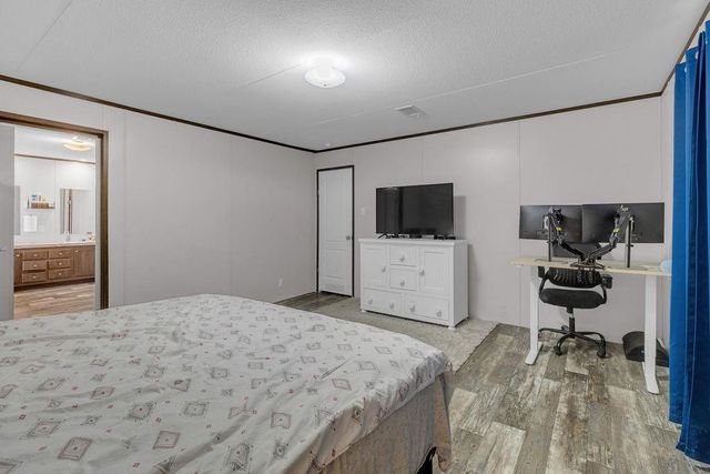 275 County Road 5132, Cleveland, TX 77327