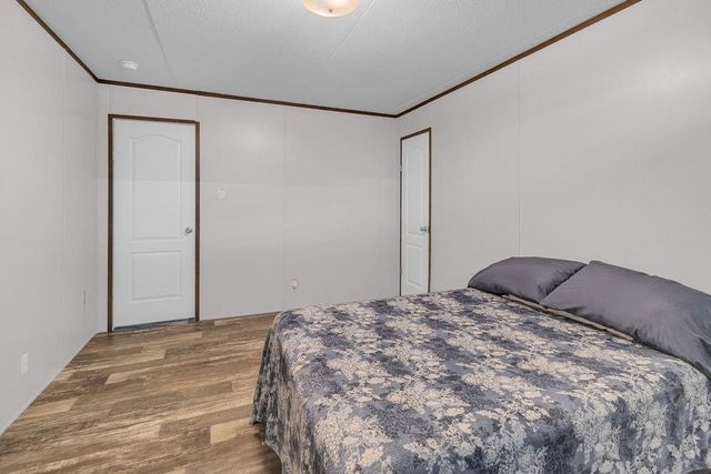 275 County Road 5132, Cleveland, TX 77327