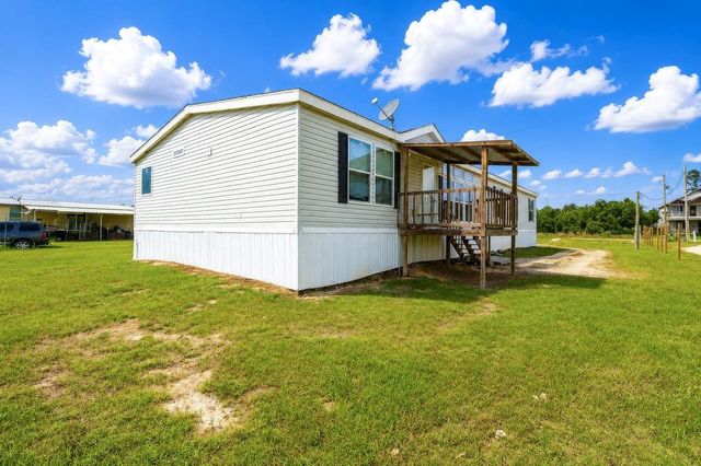 275 County Road 5132, Cleveland, TX 77327