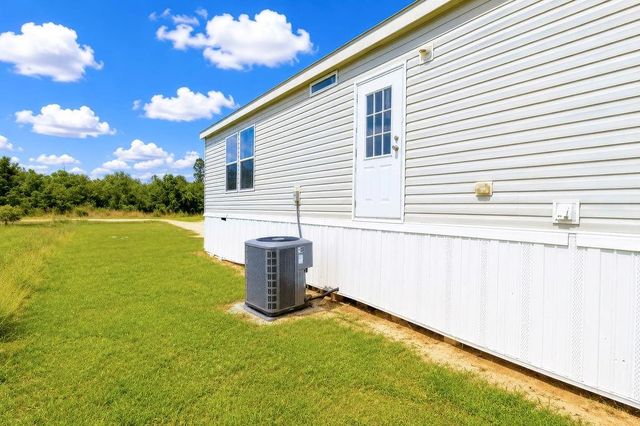 275 County Road 5132, Cleveland, TX 77327