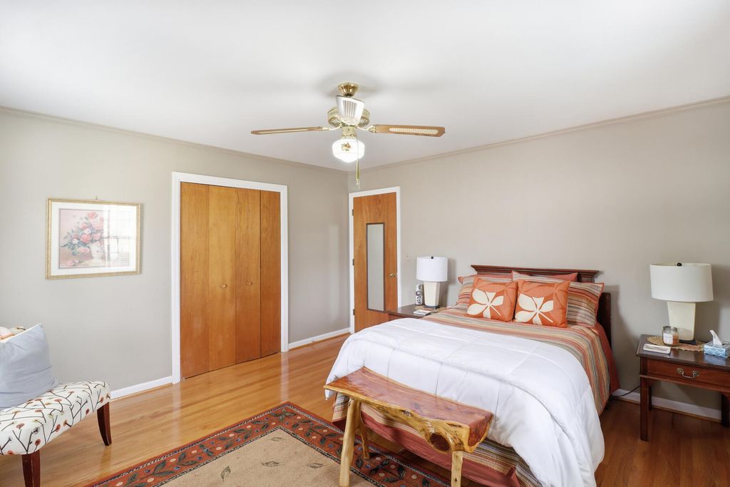 Image 19 of property listing at 319 E Hampton Street, Elloree, SC 29047