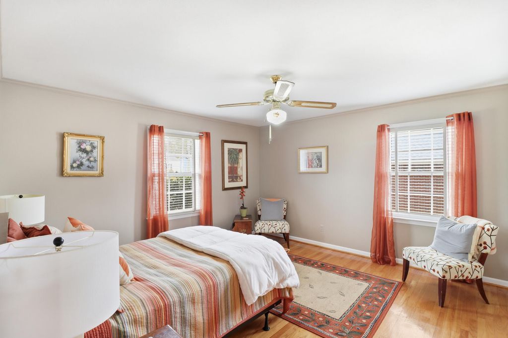 Image 20 of property listing at 319 E Hampton Street, Elloree, SC 29047