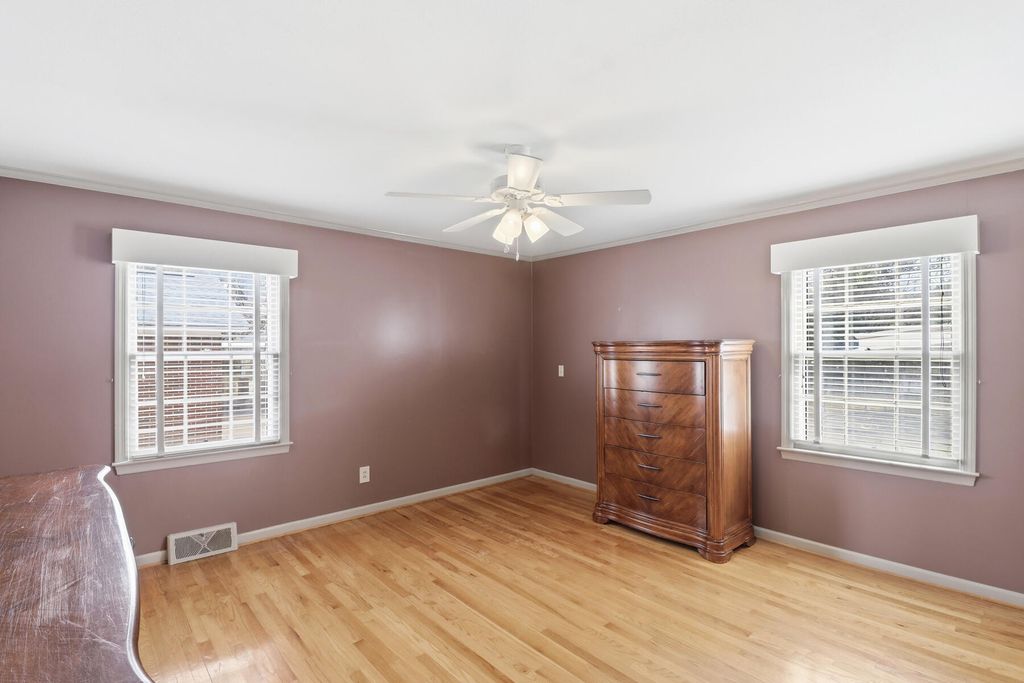 Image 28 of property listing at 319 E Hampton Street, Elloree, SC 29047