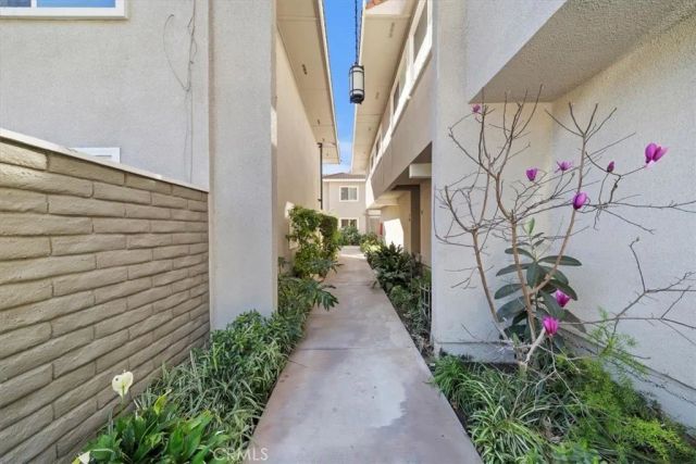 1040 Central Avenue 14, Riverside, CA 92507