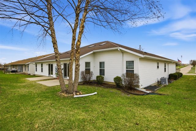 3250 Sunburst Avenue, Marion, IA 52302