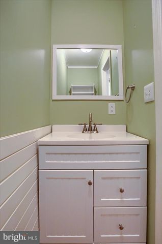 230 WOODRIDGE CIR, Shermans Dale, PA 17090