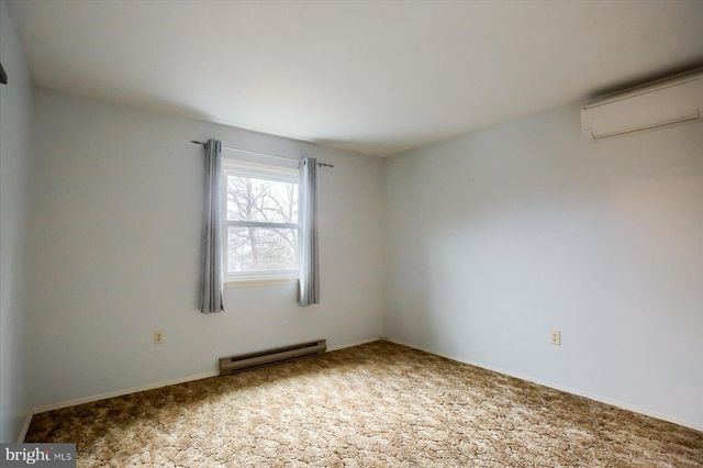 230 WOODRIDGE CIR, Shermans Dale, PA 17090