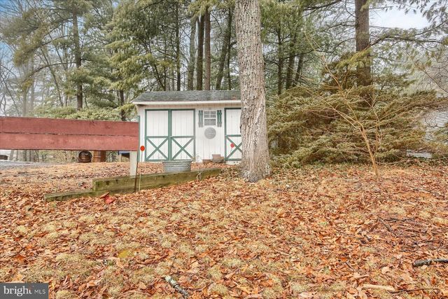 230 WOODRIDGE CIR, Shermans Dale, PA 17090