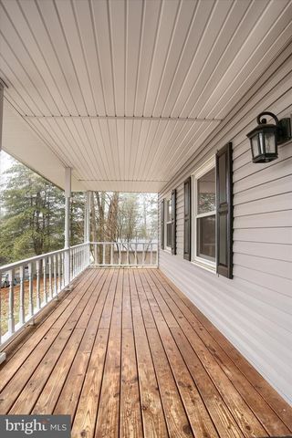 230 WOODRIDGE CIR, Shermans Dale, PA 17090