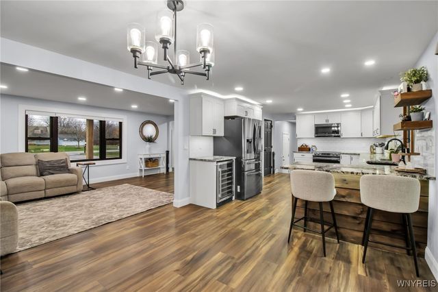 6662 Sheetram Road, Pendleton, NY 14094