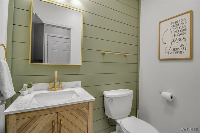 6662 Sheetram Road, Pendleton, NY 14094