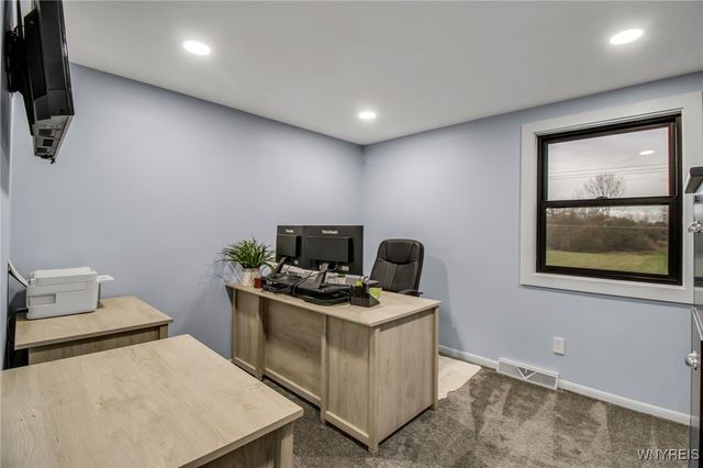 6662 Sheetram Road, Pendleton, NY 14094