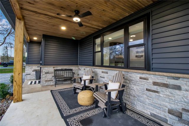 6662 Sheetram Road, Pendleton, NY 14094