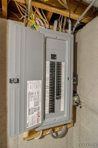 6662 Sheetram Road, Pendleton, NY 14094