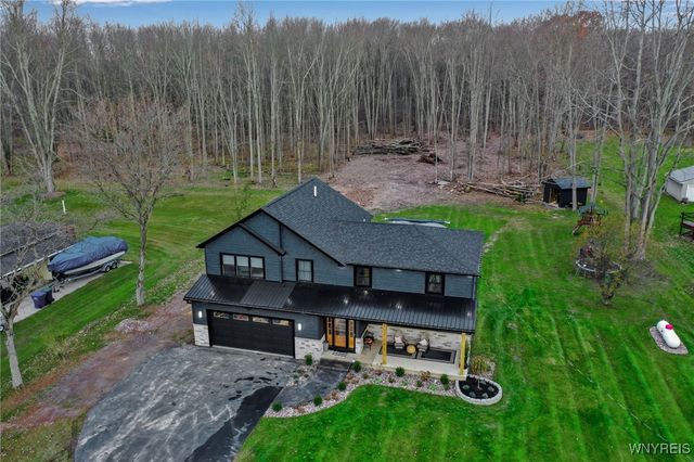 6662 Sheetram Road, Pendleton, NY 14094