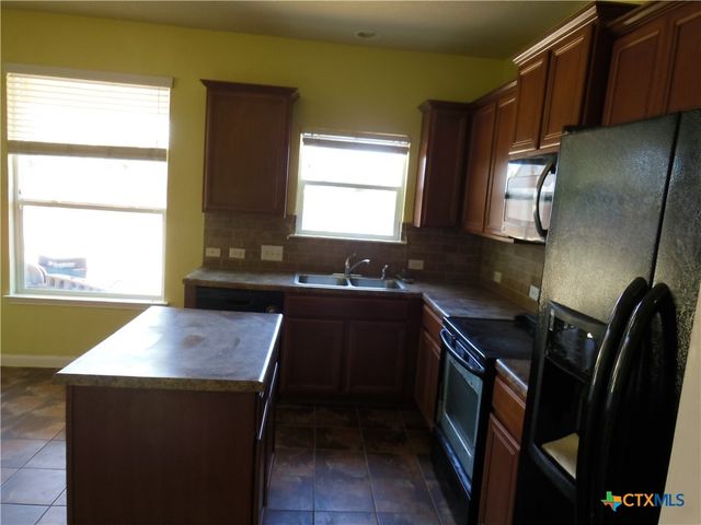 753 Great Oaks Drive, New Braunfels, TX 78130