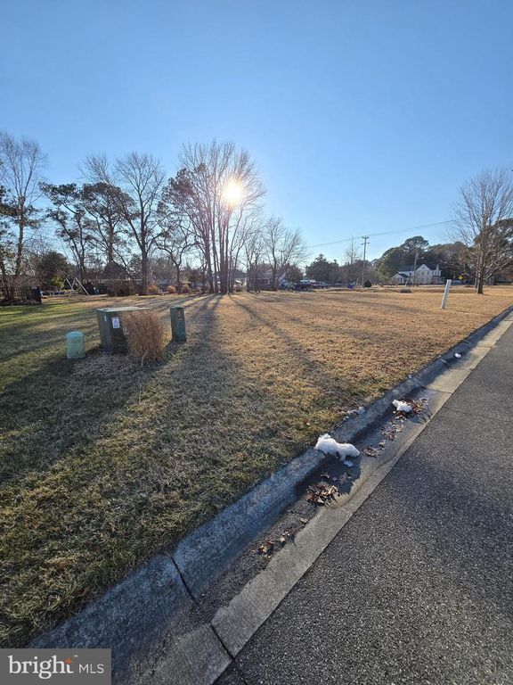 4 JORDYN CT, Ocean View, DE 19970