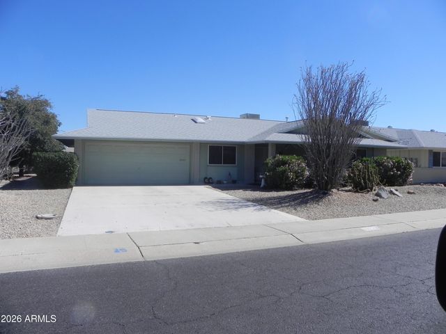 10022 W KINGSWOOD Circle, Sun City, AZ 85351