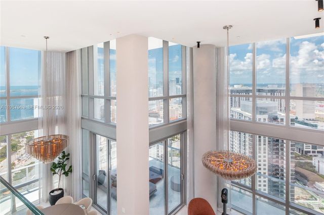 851 NE 1st Avenue PH 4611, Miami, FL 33132