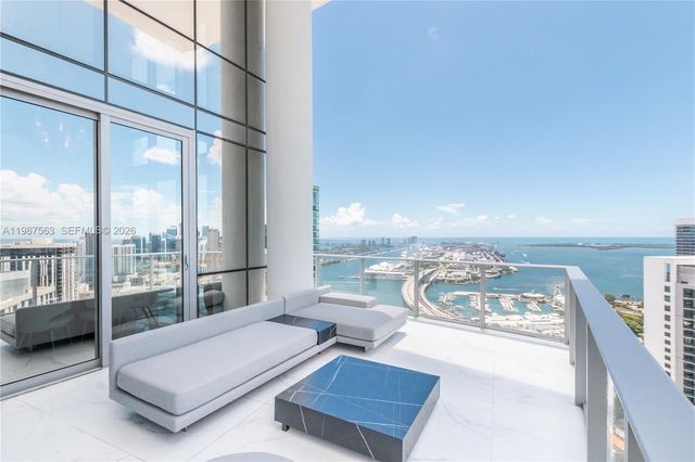 851 NE 1st Avenue PH 4611, Miami, FL 33132