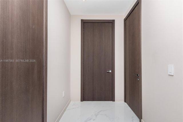 851 NE 1st Avenue PH 4611, Miami, FL 33132